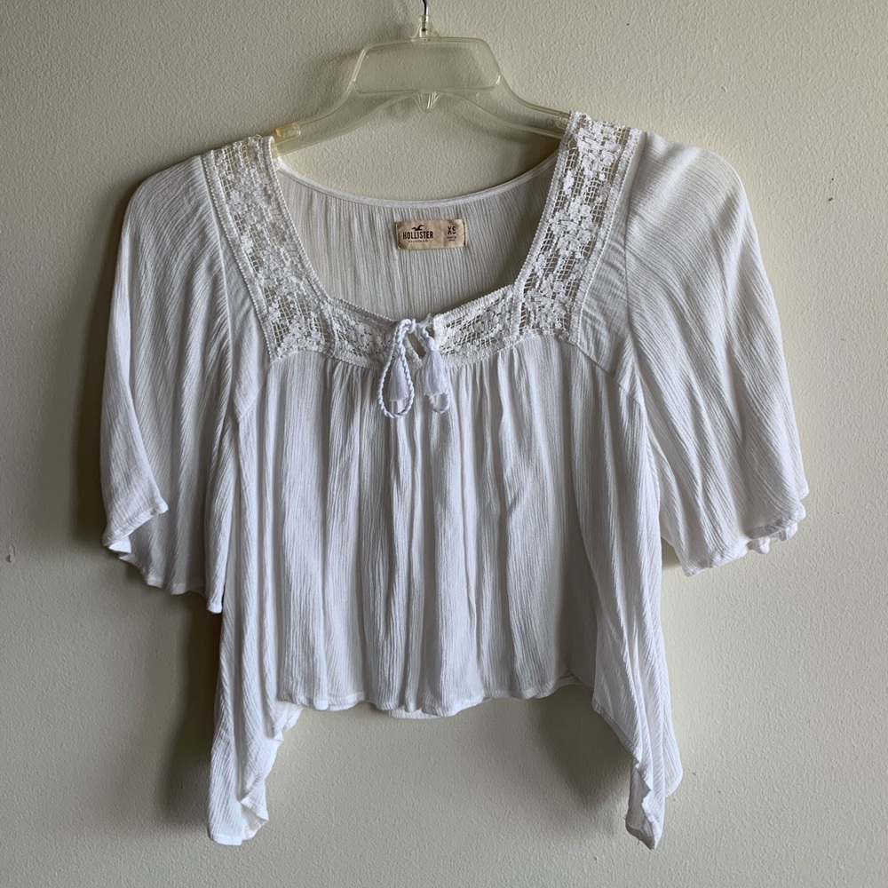 XS Hollister Thin Summer White Flowy Top